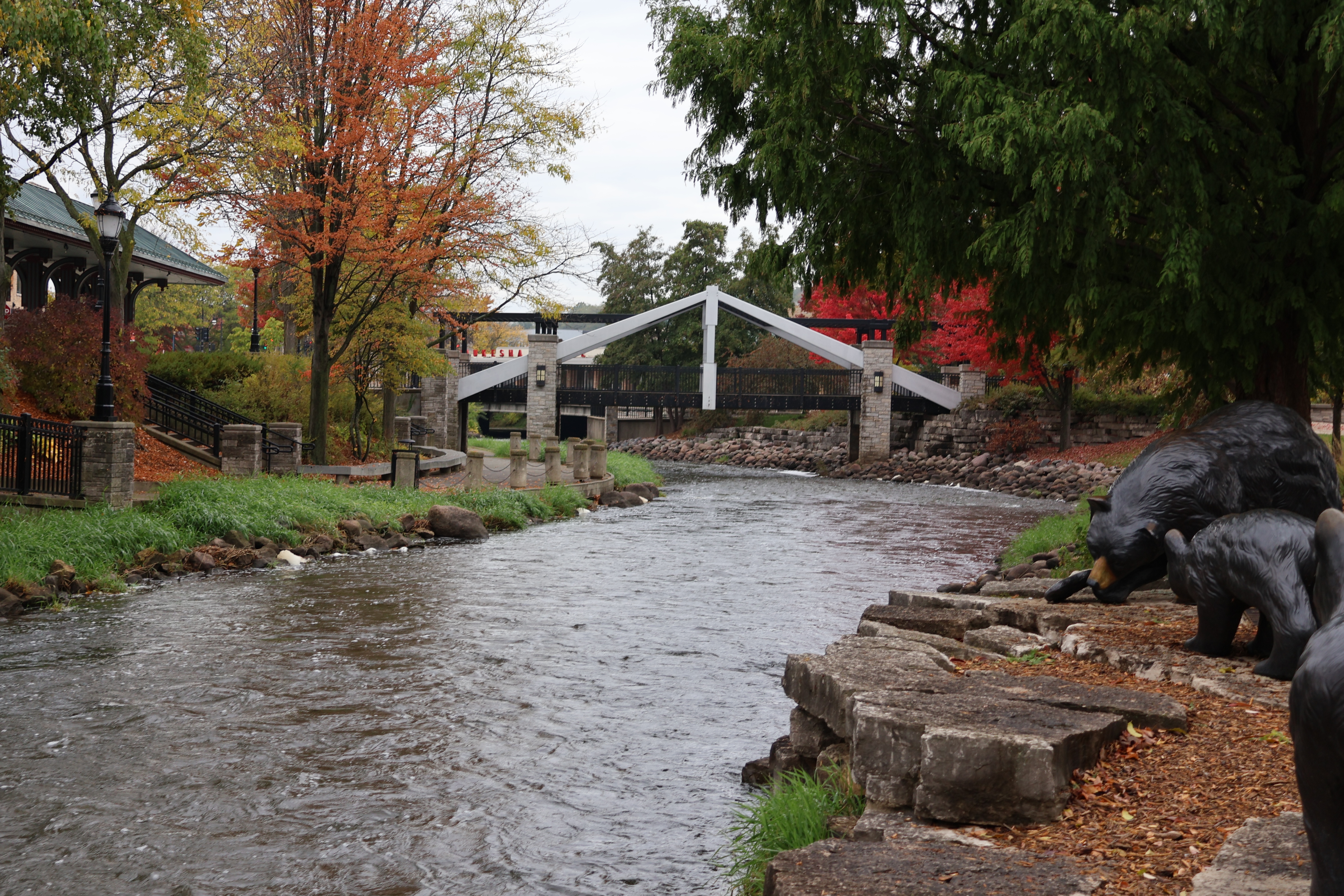 Historical photographic dossier for Waukesha, Wisconsin: Fox River Trail, Waukesha (October 2023) 04.jpg