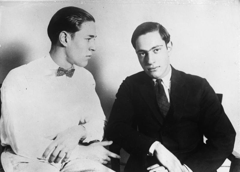 Clarence Darrow Leopold and Loeb courtroom sentencing hearing