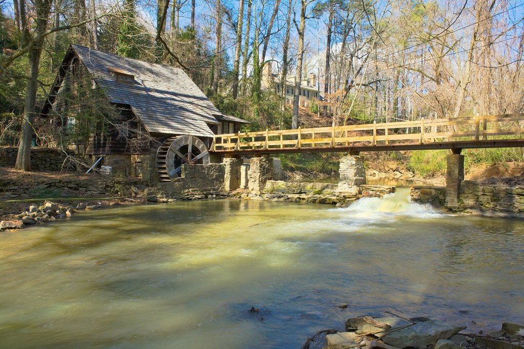 Mountain Brook High School Community Alabama