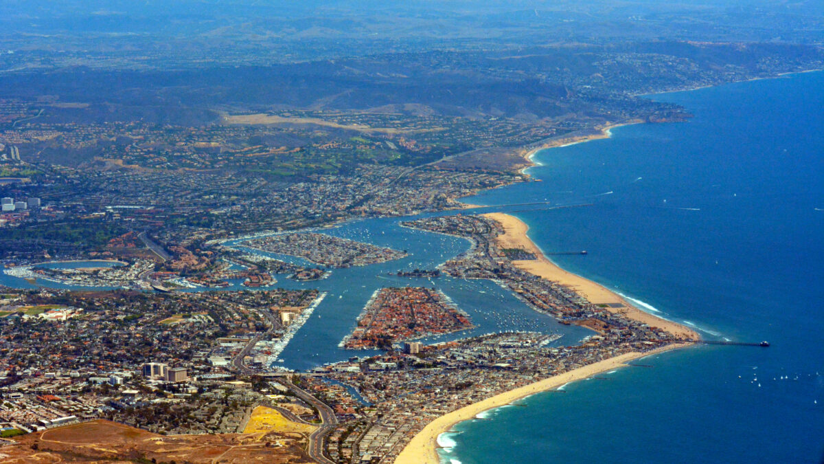 Historical photographic dossier for Newport Beach, California: Newport Beach, California