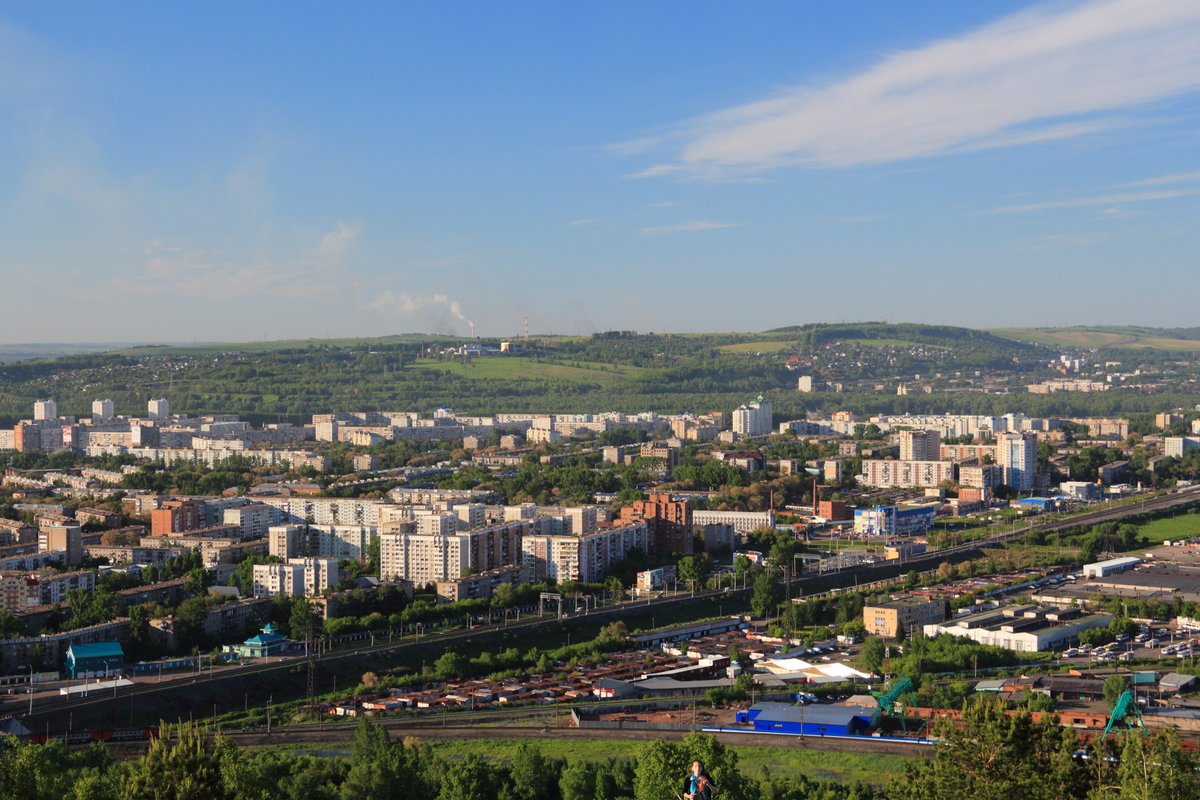 Novokuznetsk Pionerov Avenue apartment crime scene Spesivtsev
